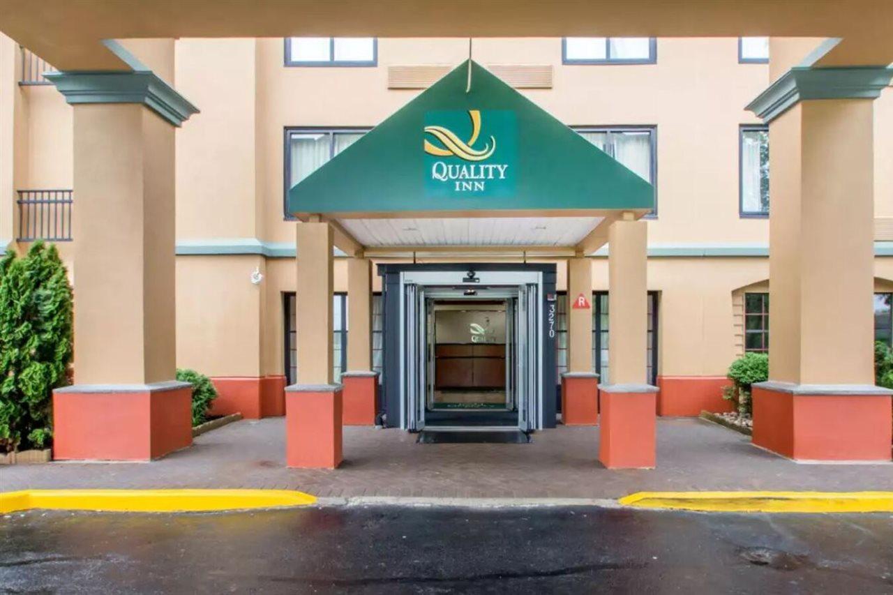 Quality Inn Near Princeton Lawrence Экстерьер фото