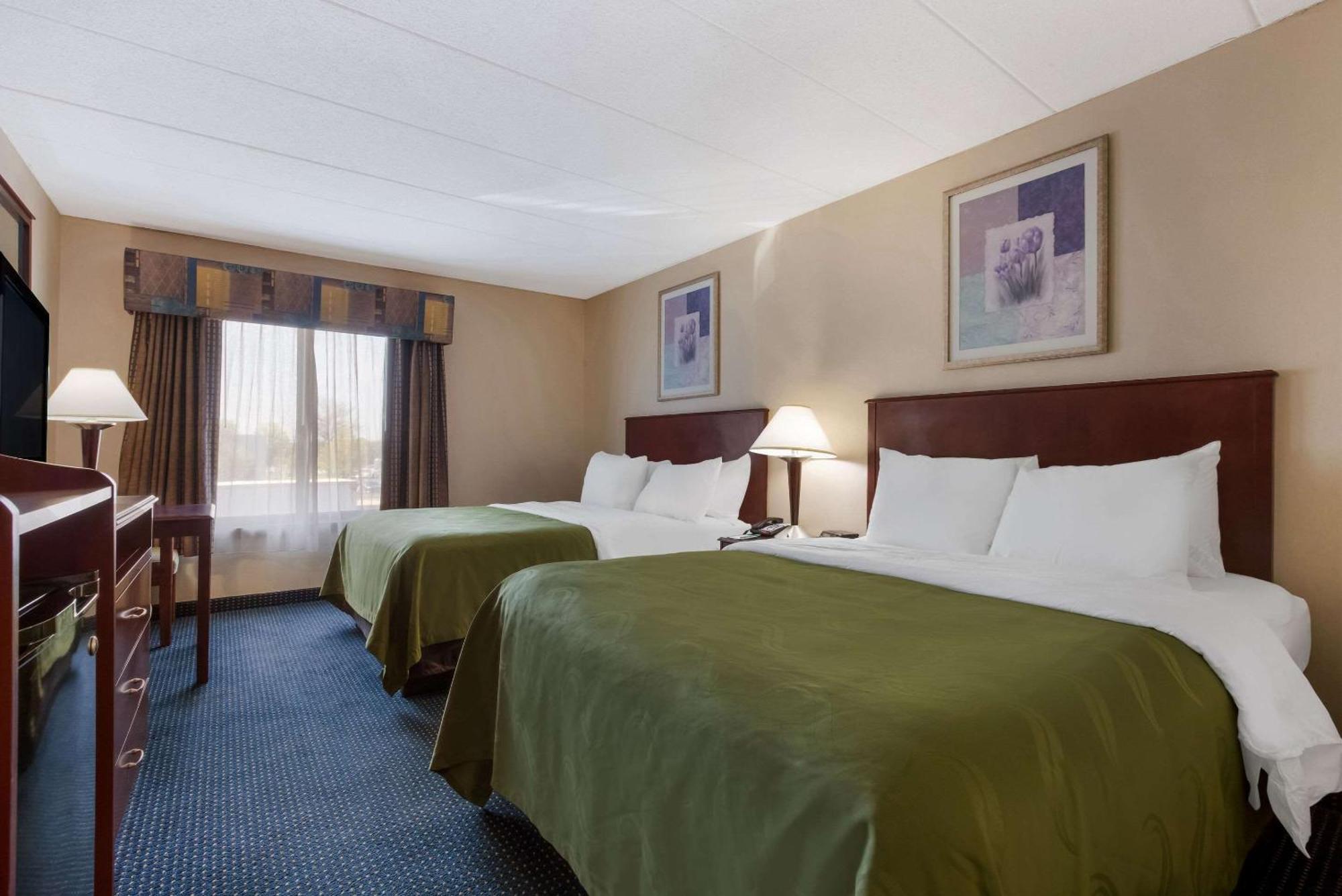 Quality Inn Near Princeton Lawrence Экстерьер фото