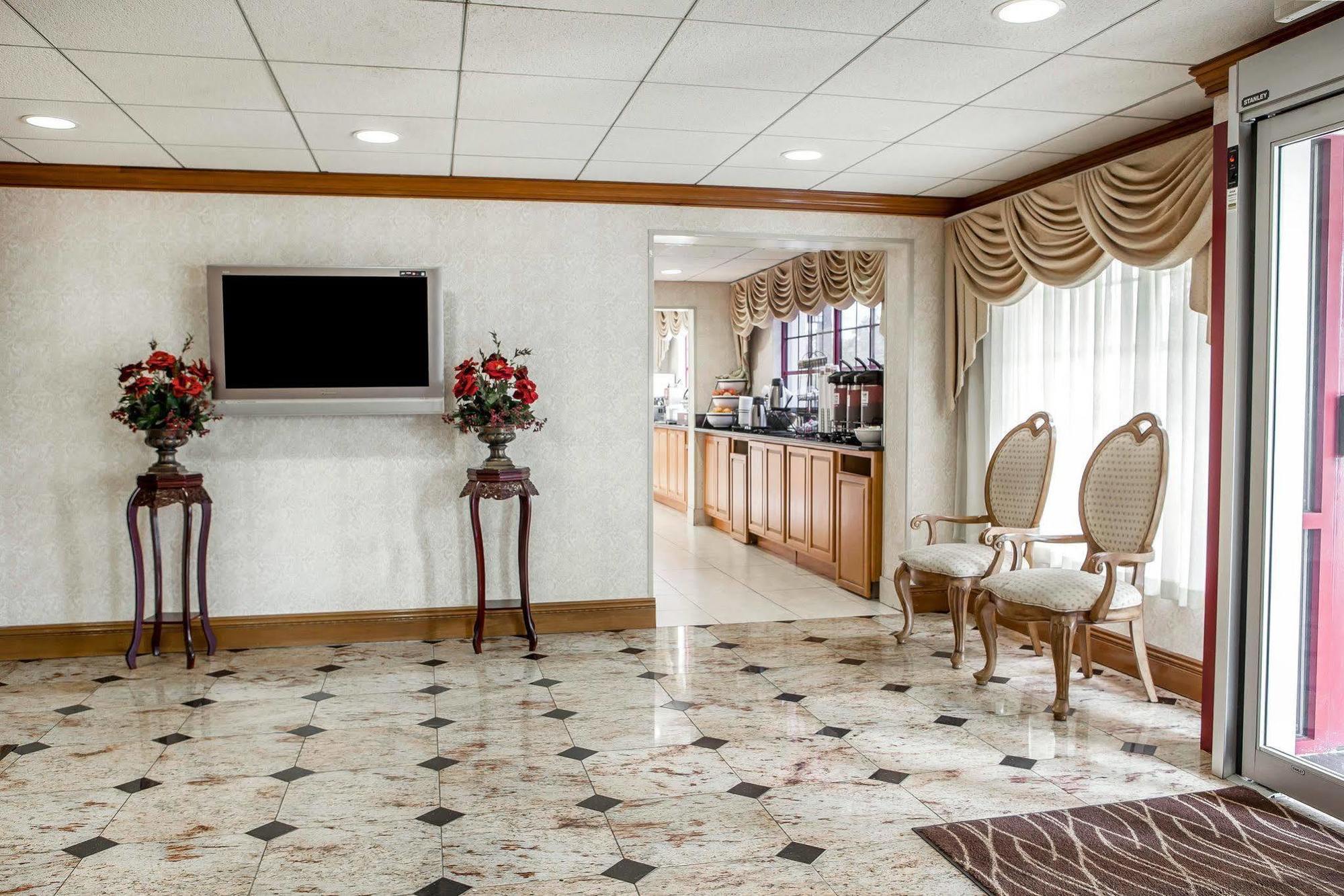 Quality Inn Near Princeton Lawrence Экстерьер фото