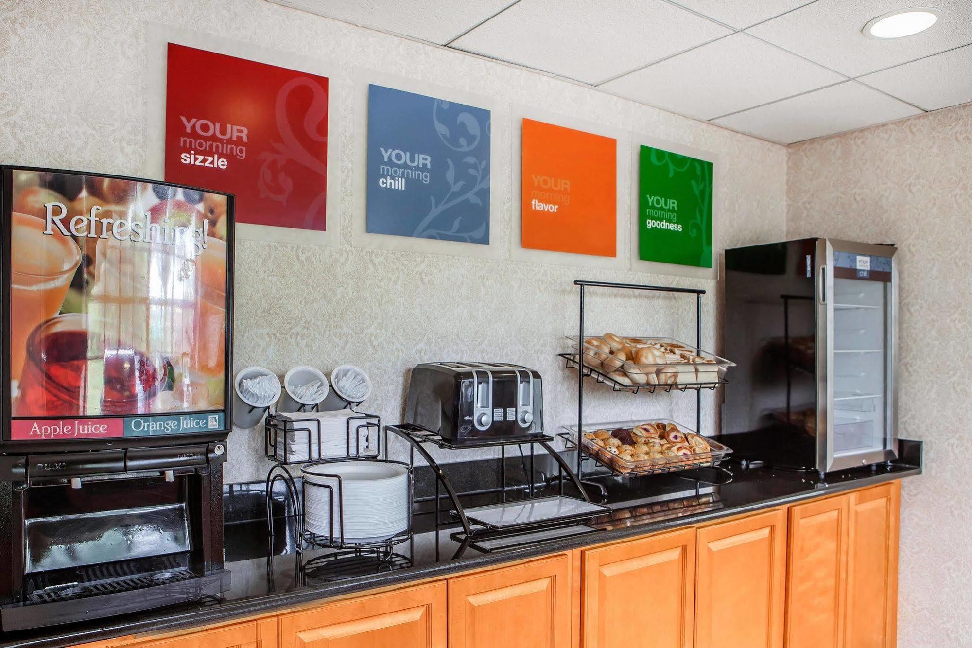 Quality Inn Near Princeton Lawrence Экстерьер фото